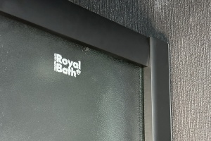 Душевая кабина Practic RB 90BK1-M-BL (матовое) 90x90x217 задняя стенка акриловая  профиль черный  Душевая кабина Practic RB 90BK1-M-BL (матовое) 90x90x217 задняя стенка акриловая  профиль черный