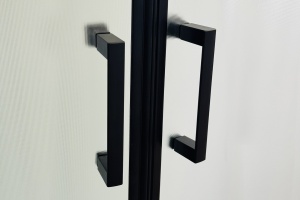 Душевая кабина FATO RB 100CK-М-BL (рифленое) 100х100х215 черный профиль Душевая кабина FATO RB 100CK-М-BL (рифленое) 100х100х215 черный профиль