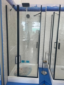 Душевое ограждение Triton Тау-Блэк 90*90*207 с поддоном Душевое ограждение Triton Тау-Блэк 90*90*207 с поддоном