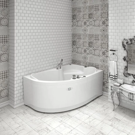 Акриловая ванна Vannesa Ирма 160х105 R комплект