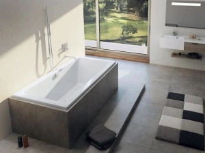 Акриловая ванна Riho Lusso 170х75 комплект с экраном 